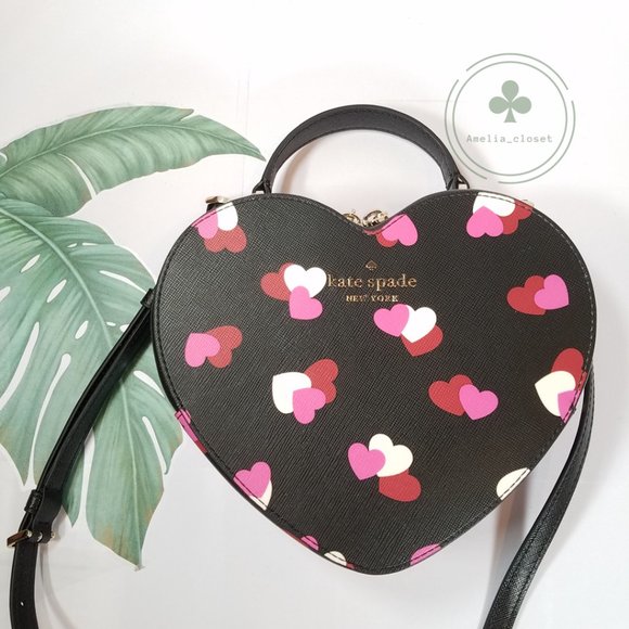 kate spade Handbags - NWT Kate Spade New York Love Shack flutter black Pink hearts printed Heart Purse